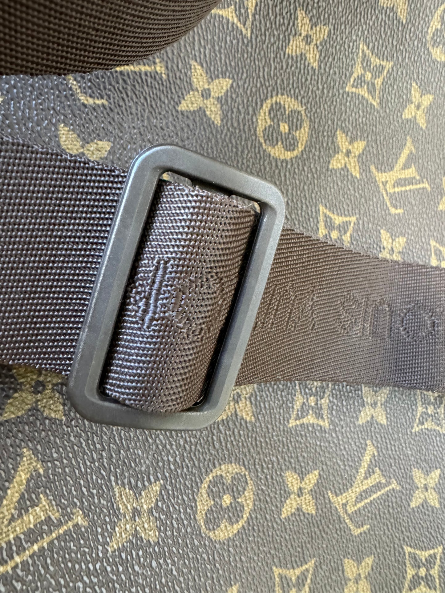 Louis Vuitton Abbesses Messenger Crossbody Laptop Bag Brown Monogram