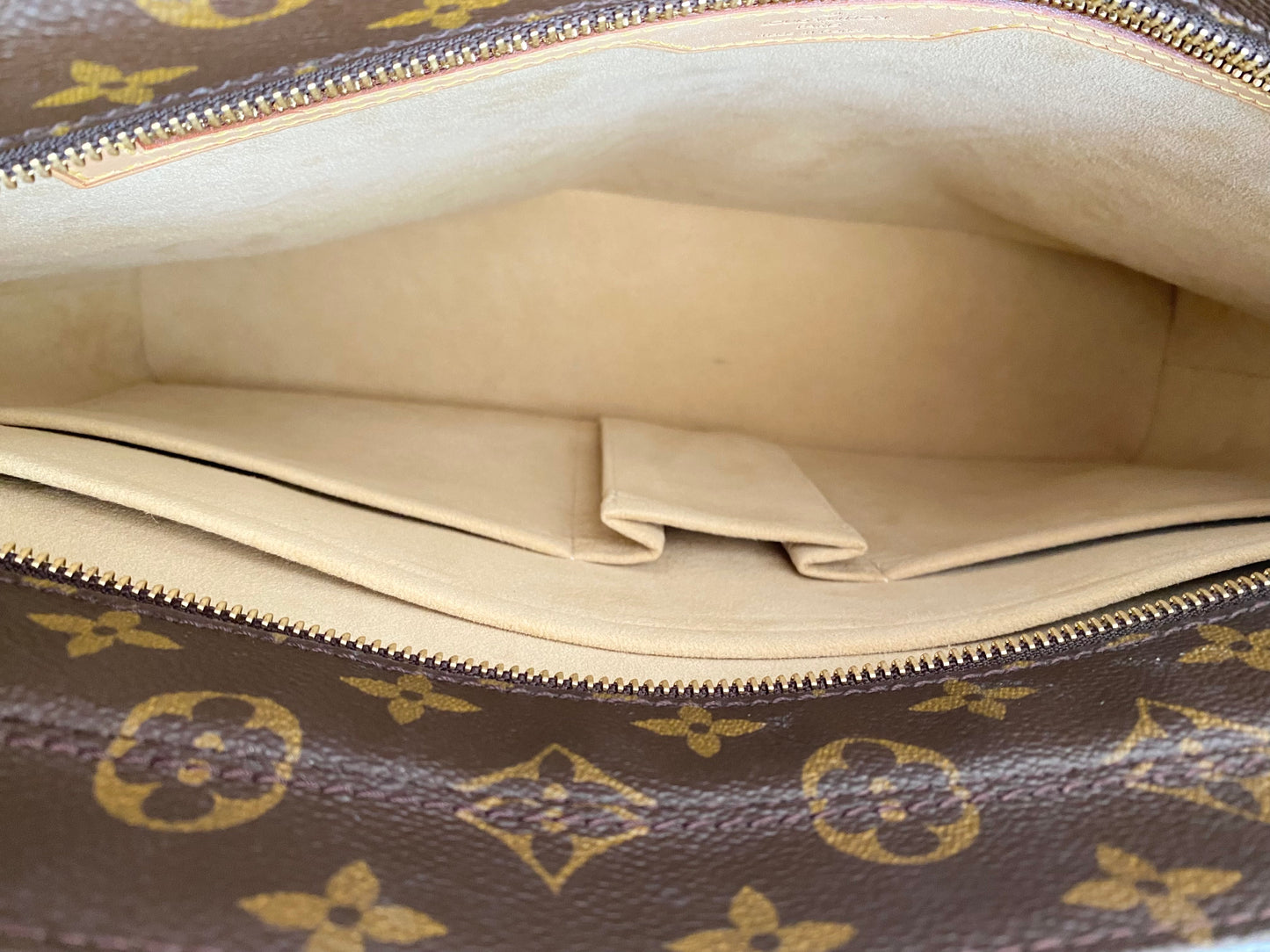 Louis Vuitton Luco Tote Monogram Canvas