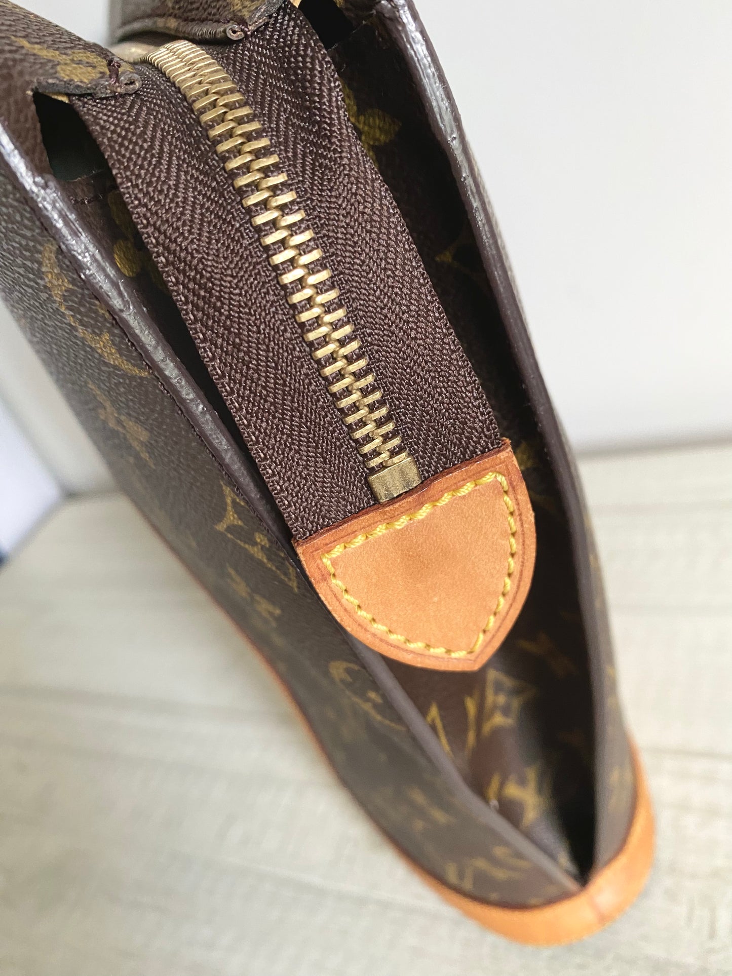 Louis Vuitton Babylone Tote