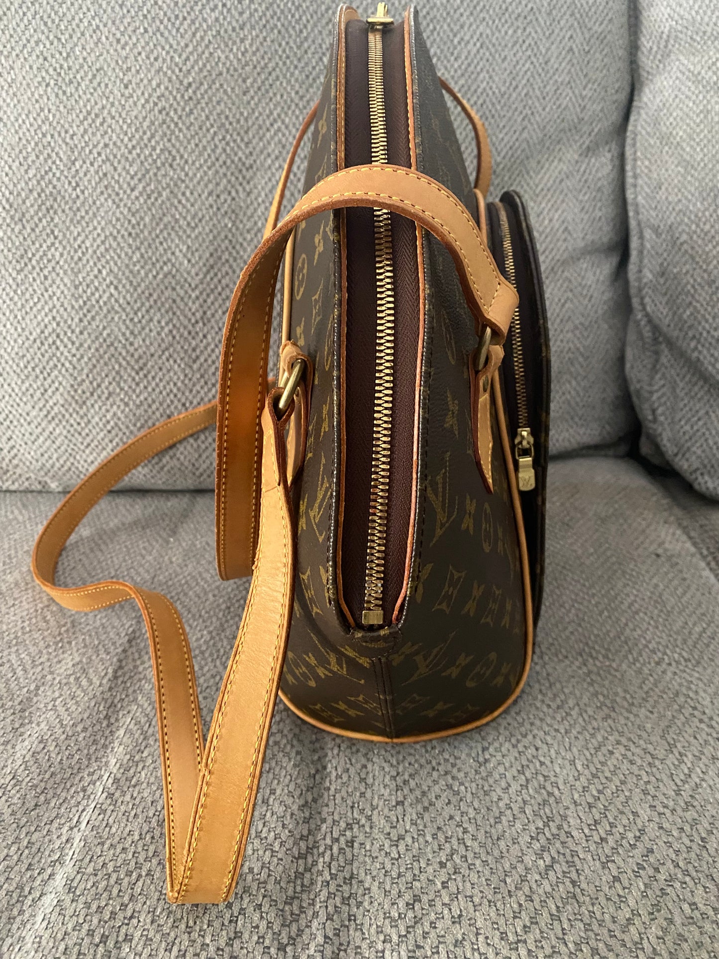 Louis Vuitton Ellipse GM Shoulder Bag Brown Canvas