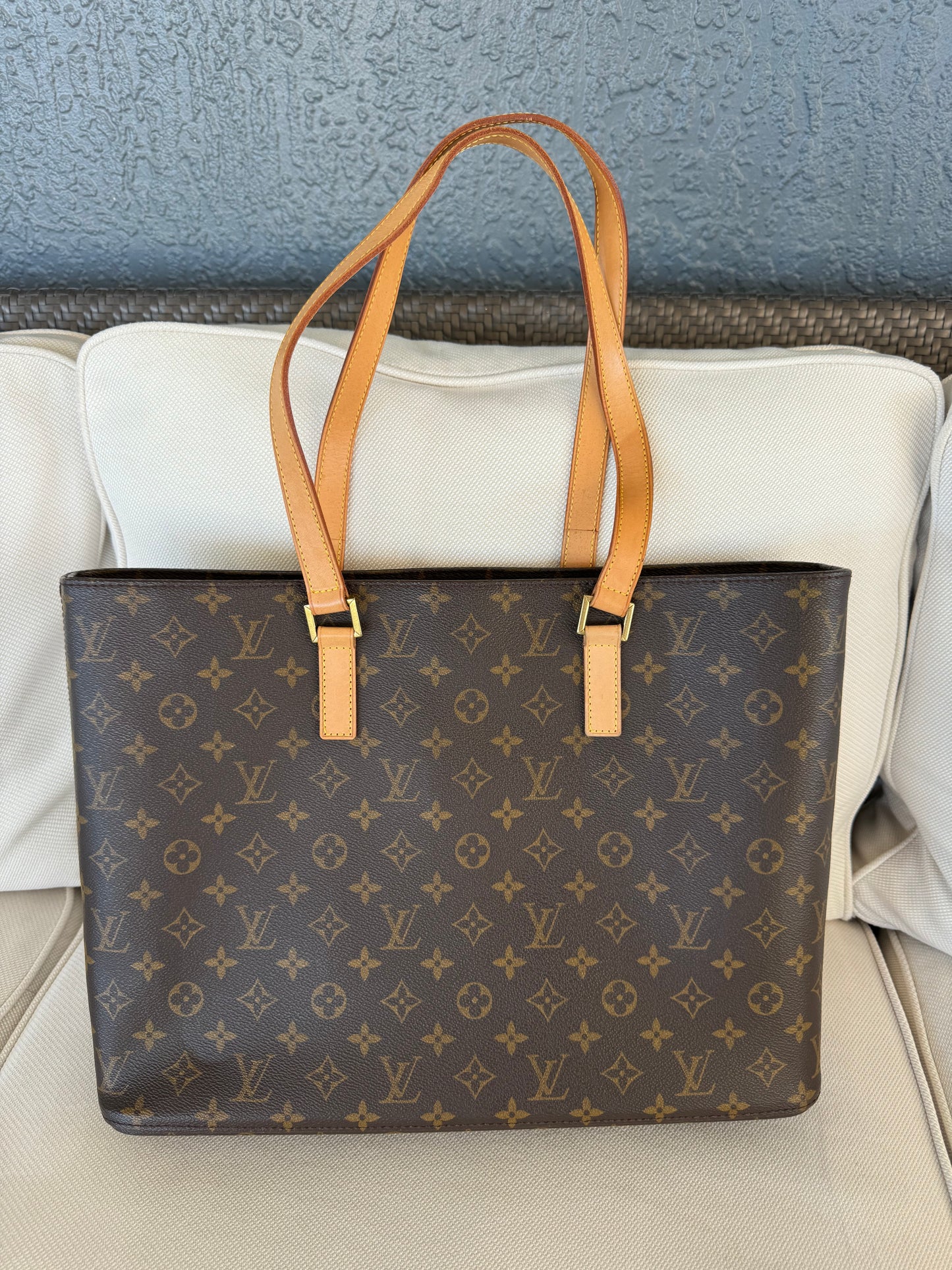Louis Vuitton Luco Tote Brown Leather