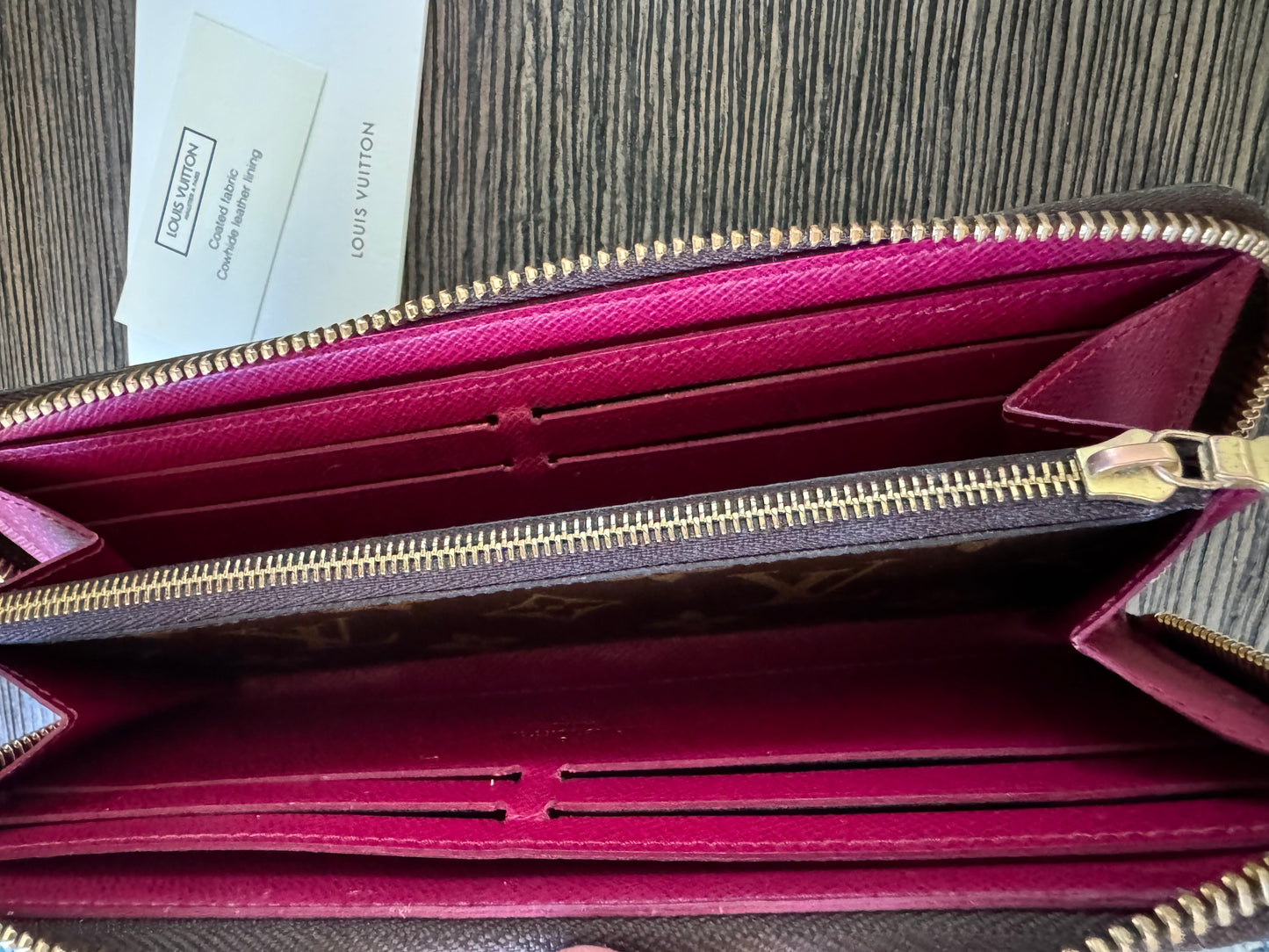 Louis Vuitton Clémence Monogram Women's Wallet - Fuchsia M60742