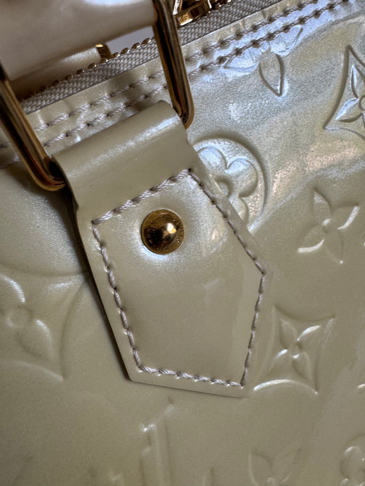 Louis Vuitton Alma Tote PM Cream Vernis Leather Monogram
