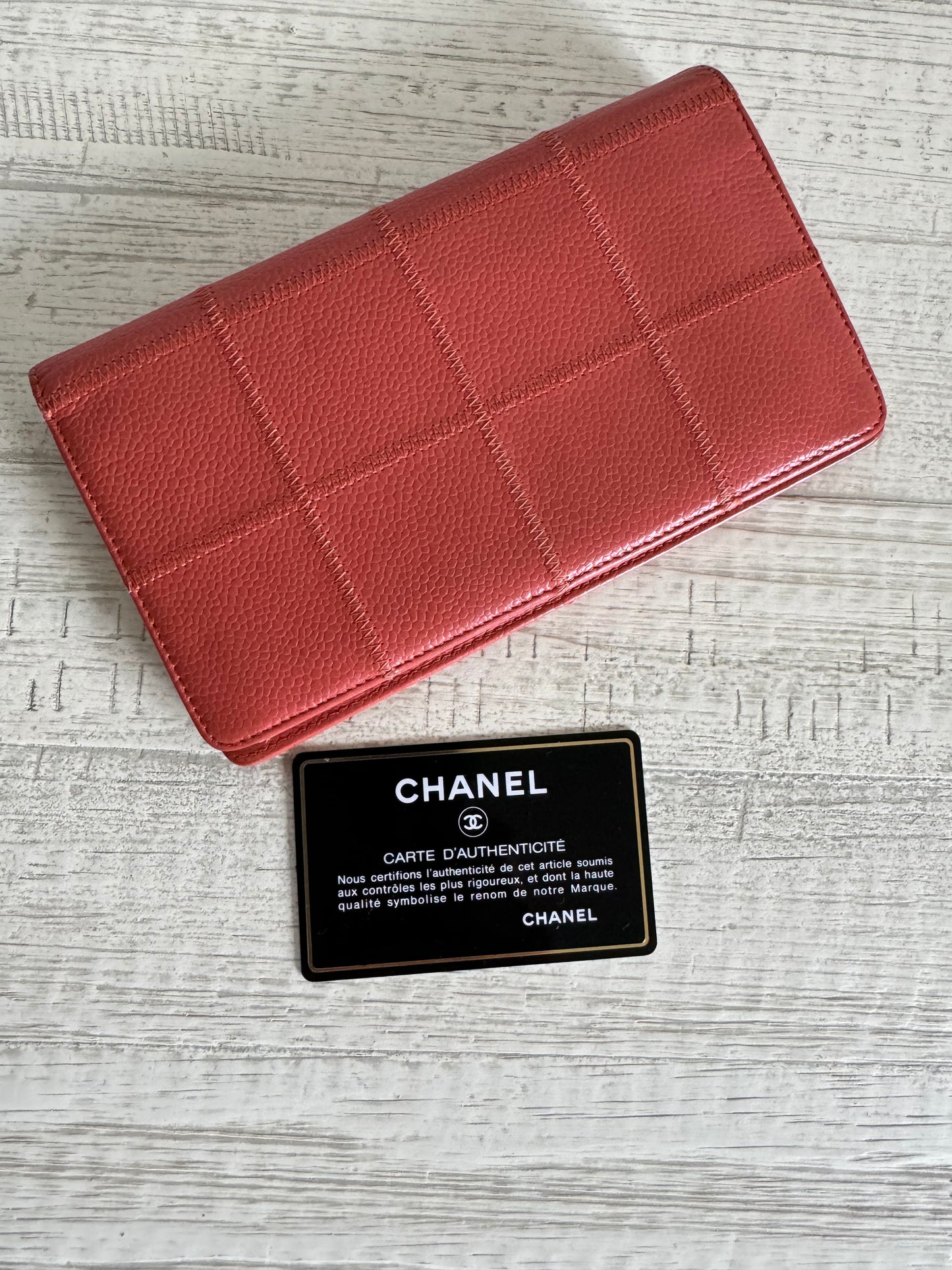 CHANEL Logo Caviar Skin Long Bifold Wallet