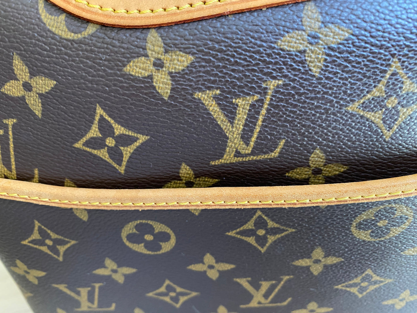Louis Vuitton Deauville Brown Monogram Travel Everyday Handbag