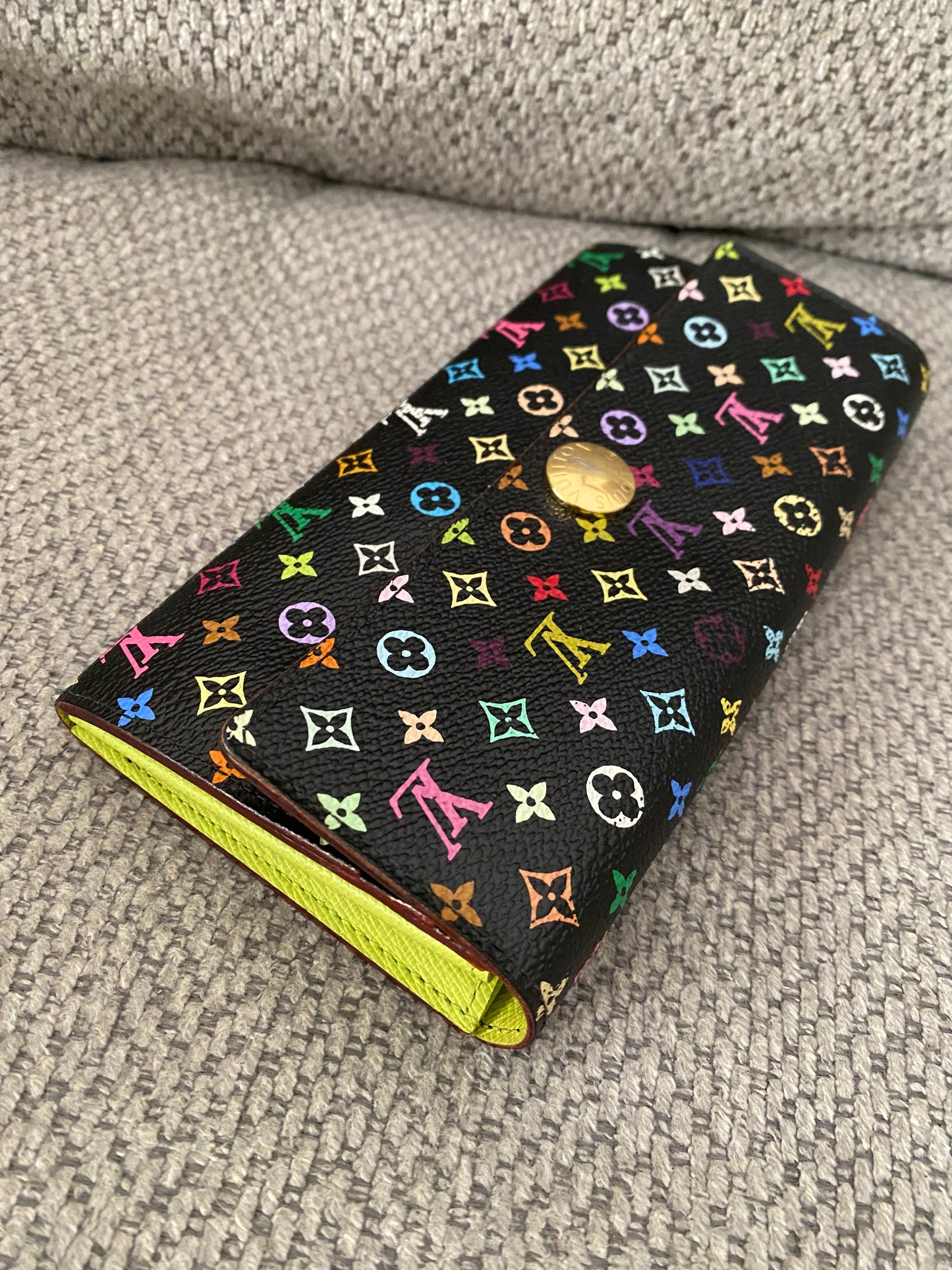 LOUIS VUITTON Monogram Multicolore Portefeuille Sarah Wallet Pistach