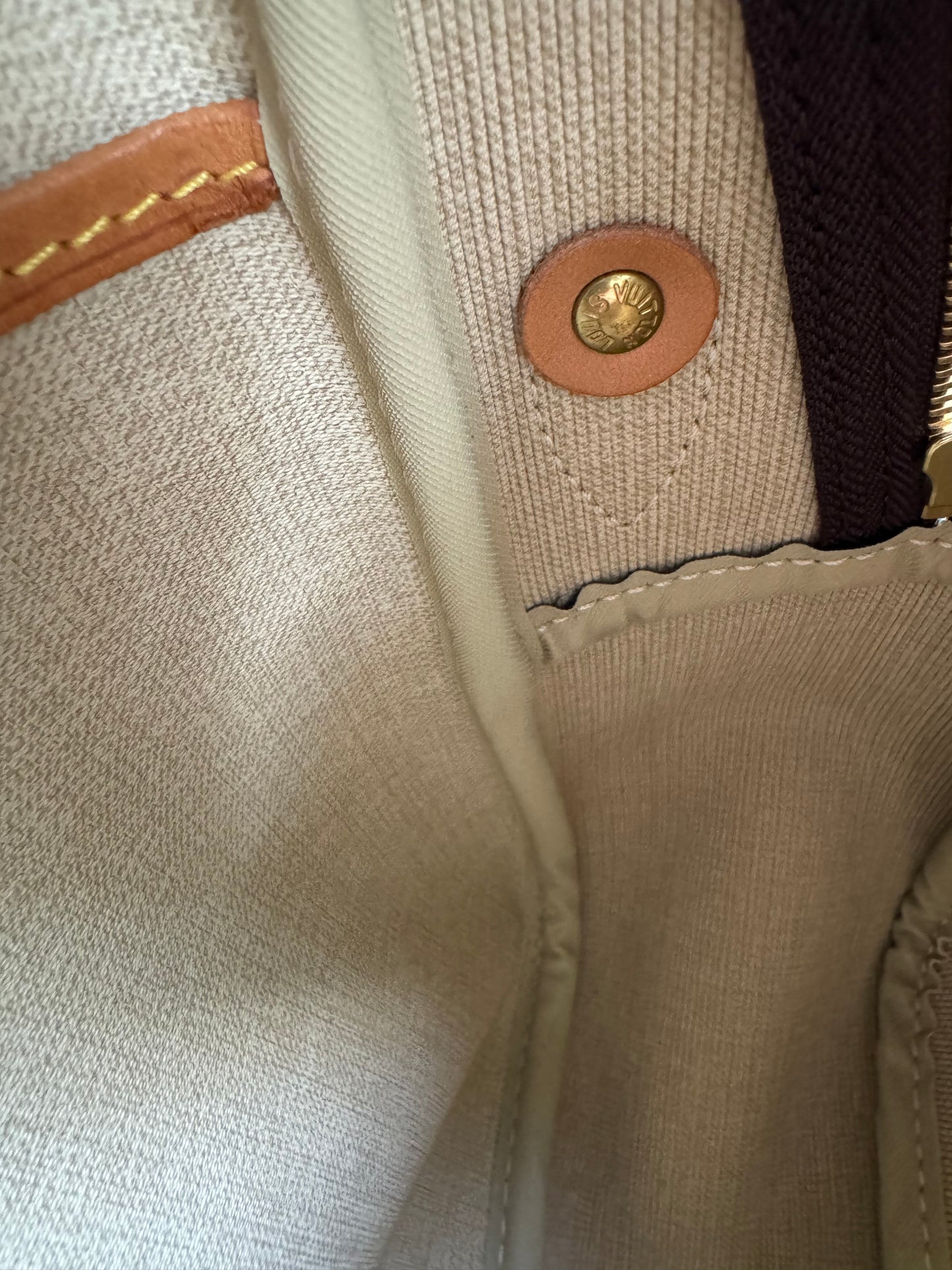 Louis Vuitton Reporter GM Monogram Canvas Crossbody Messenger Travel Bag