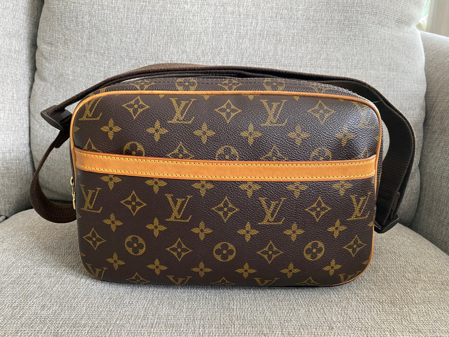 Louis Vuitton Reporter PM Crossbody Messenger Bag Brown Monogram