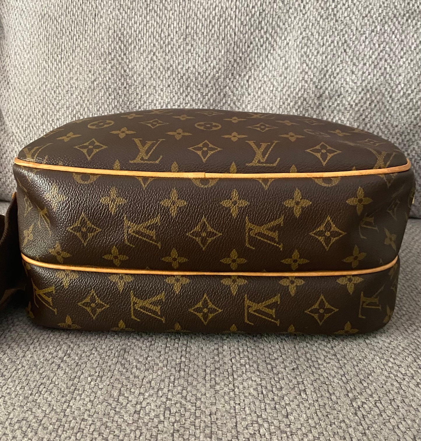 Louis Vuitton Reporter PM Messenger Crossbody Bag Brown Monogram