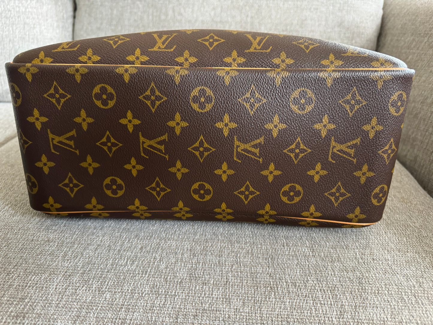 LOUIS VUITTON Deauville Monogram Hand Bag