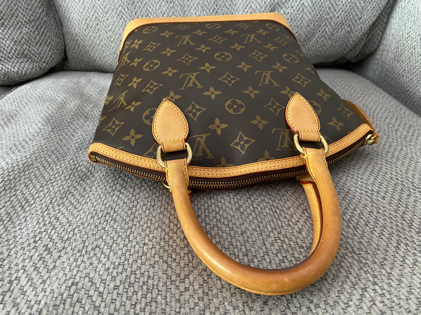 LOUIS VUITTON LOCKIT TOTE HANDBAG MONOGRAM M40102