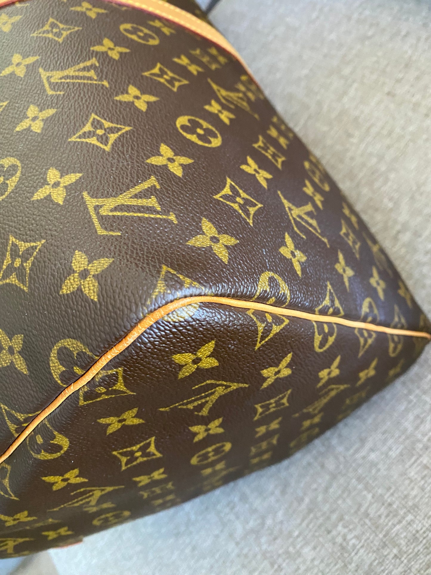 Louis Vuitton Keepall 55 Brown Monogram Canvas Duffle Travel Bag