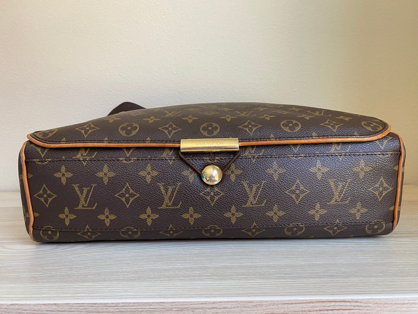 Louis Vuitton Abbesses Messenger Laptop Bag Brown Monogram Canvas