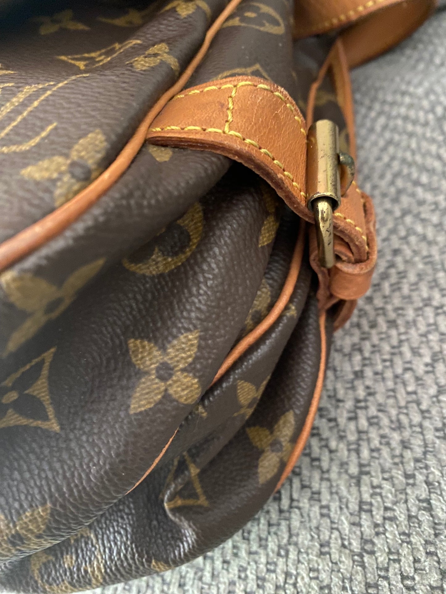 Louis Vuitton Saumur Shoulder Bag 30 Brown Monogram Canvas