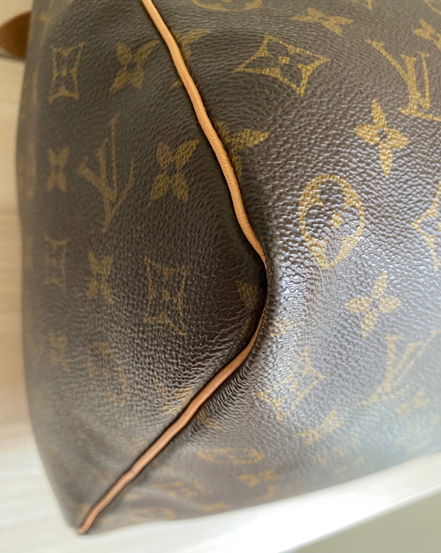 LOUIS VUITTON LV Keepall 50 Brown Monogram Duffle Travel Bag