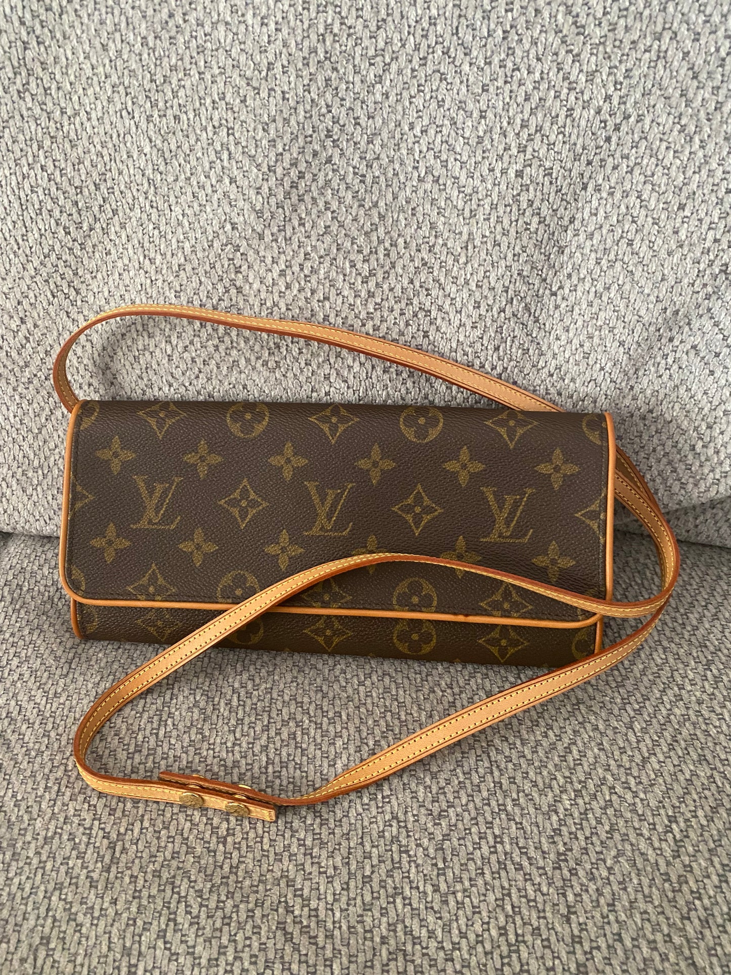 LOUIS VUITTON Pochette Twin GM 2Way Shoulder Crossbody Bag Brown Monogram Canvas