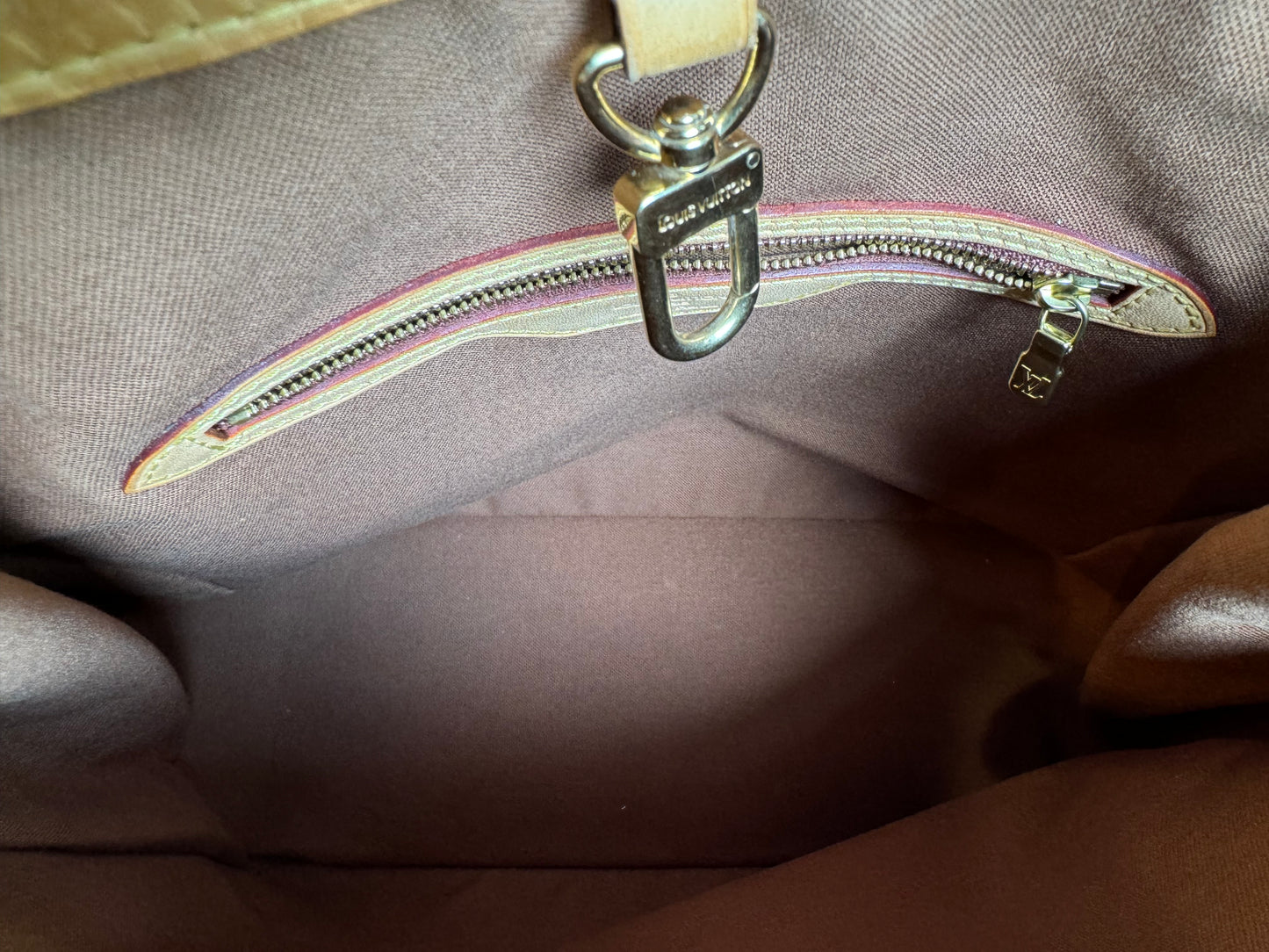 LOUIS VUITTON MONOGRAM BATIGNOLLES VERTICAL HAND TOTE BAG