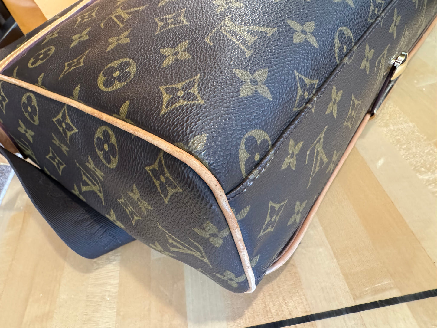 Louis Vuitton Abbesses Messenger Crossbody Laptop Bag Brown Monogram