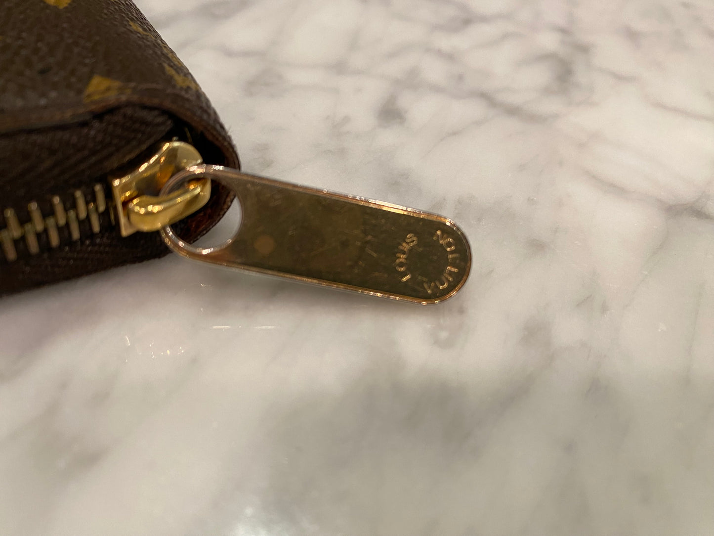 Louis Vuitton Monogram Zippy Wallet Round Purse