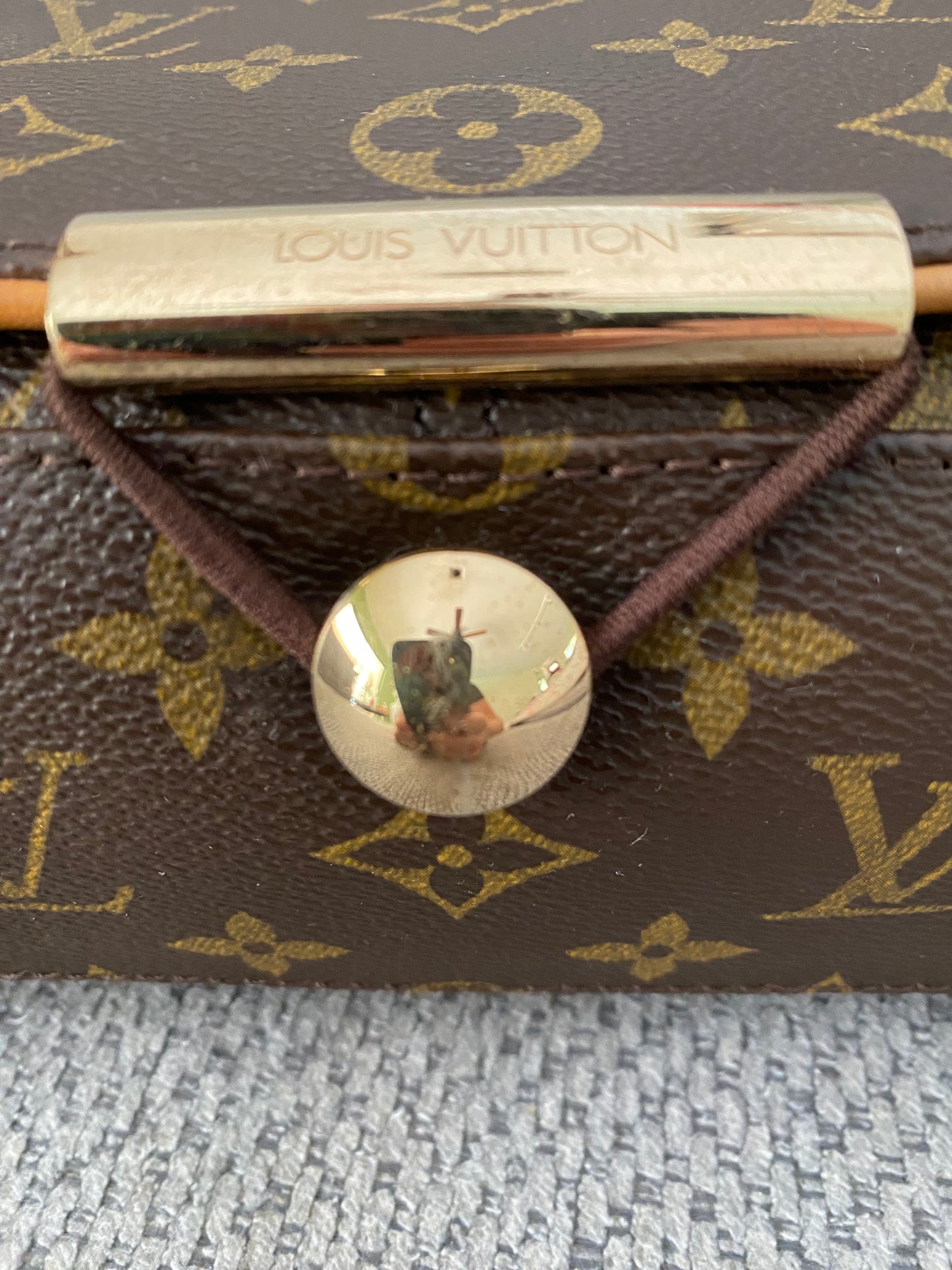 Louis Vuitton Abbesses Messenger Laptop Bag Brown Monogram Canvas