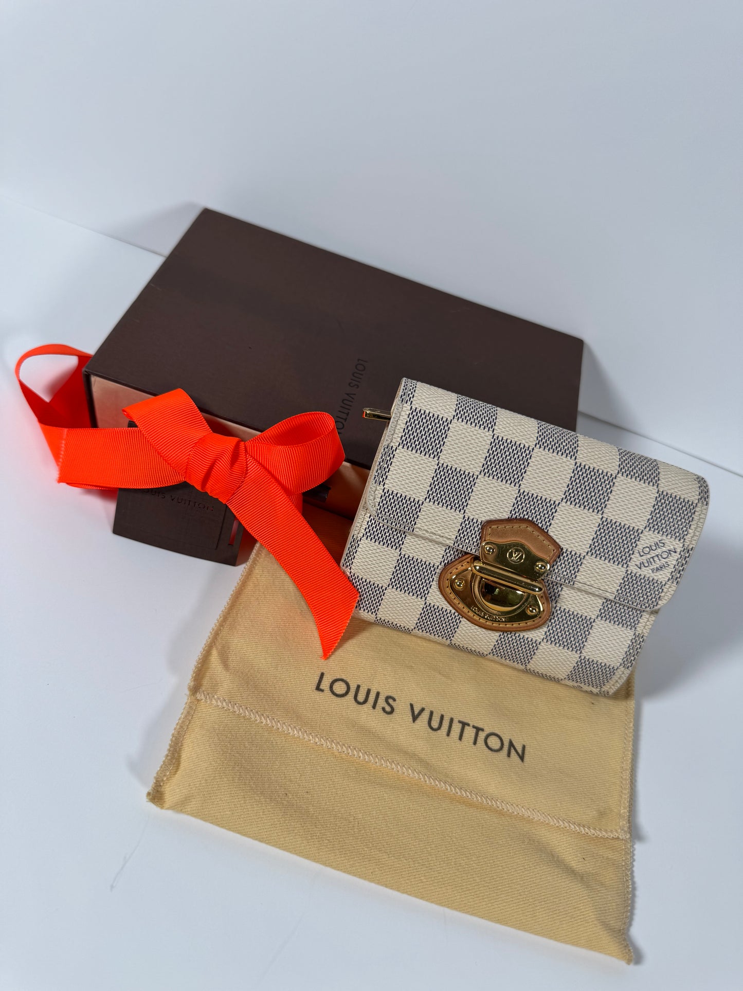 Louis Vuitton Damier Azur Portefeuille Joy Trifold Wallet