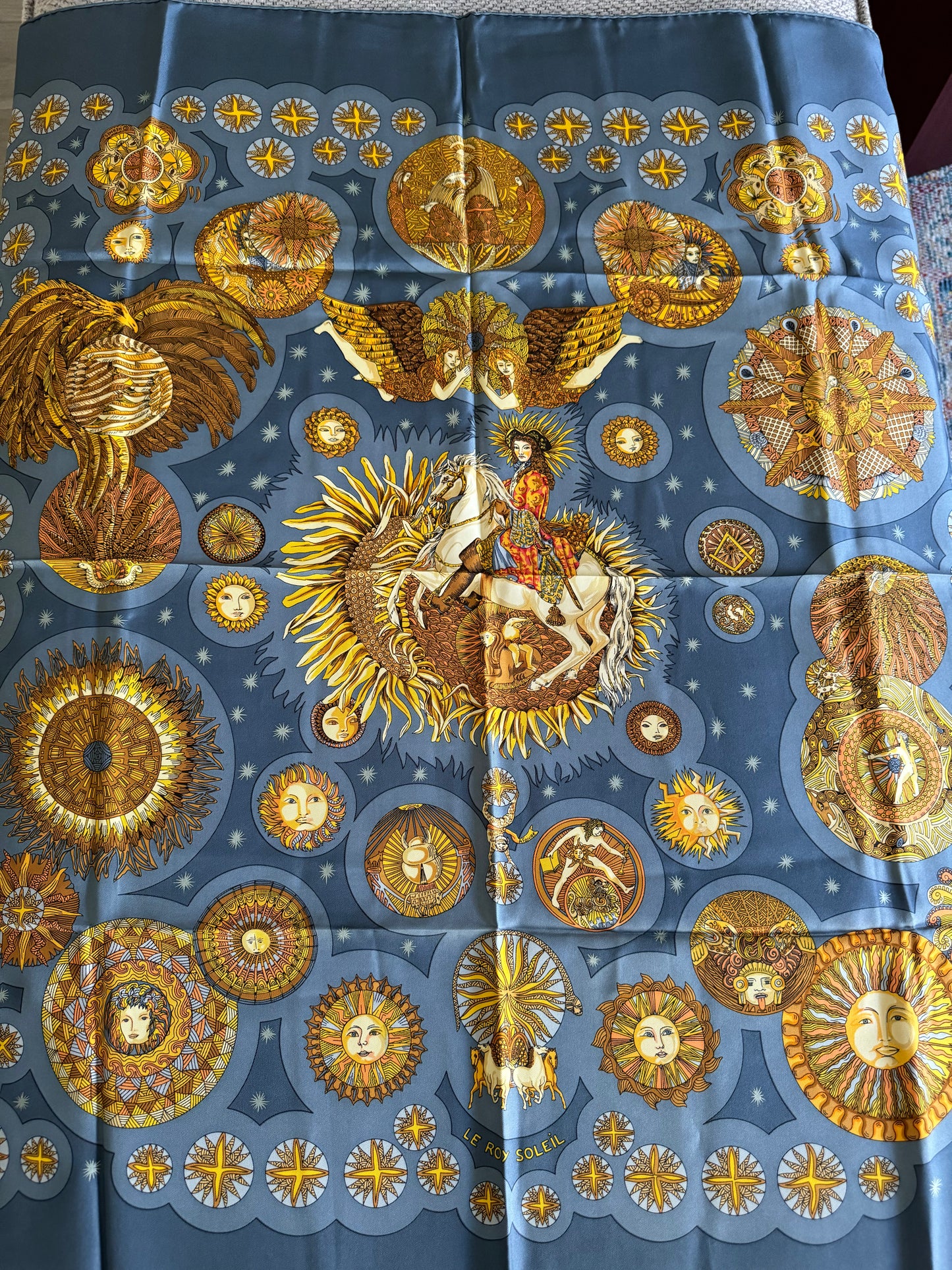 HERMES Le Roy Soleil Carre 90 by Annie Faivre