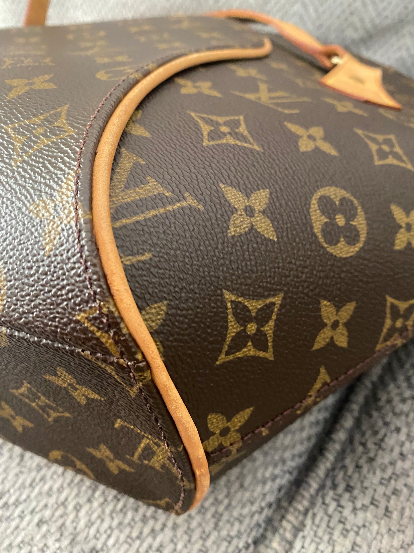 Louis Vuitton Ellipse GM Shoulder Bag Brown Canvas