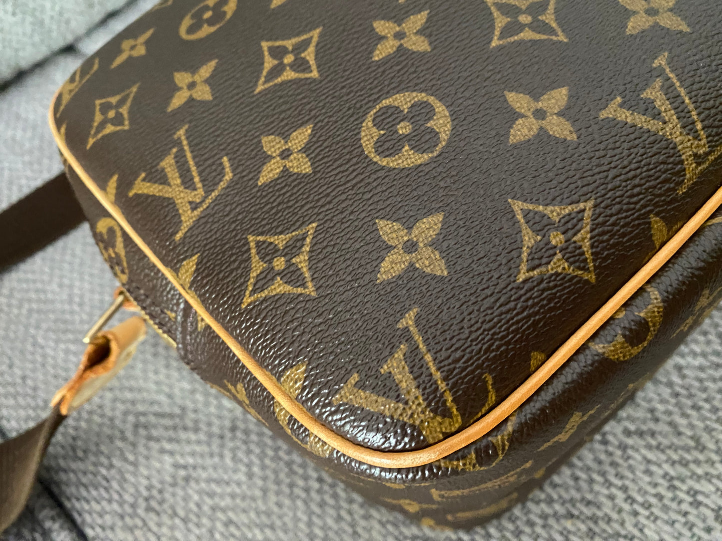 Louis Vuitton LV Crossbody bag Reporter PM Brown Monogram