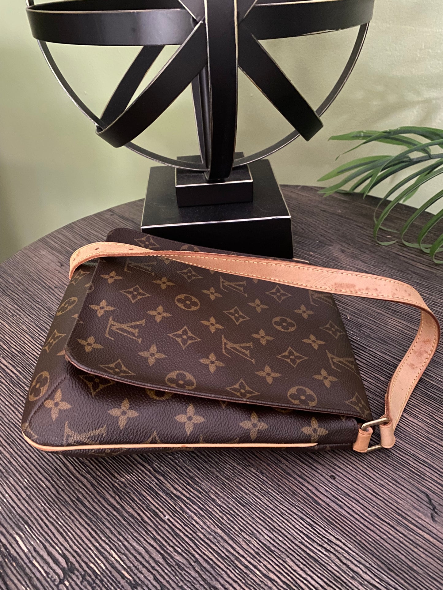 Louis Vuitton LV Shoulder Bag Musette Salsa short shoulder Monogram