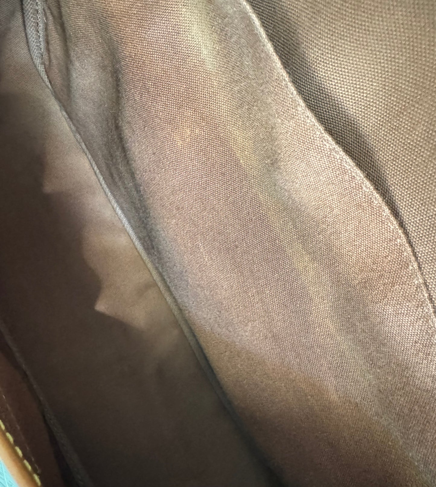 Louis Vuitton Saumur 35 Crossbody Saddle Bag