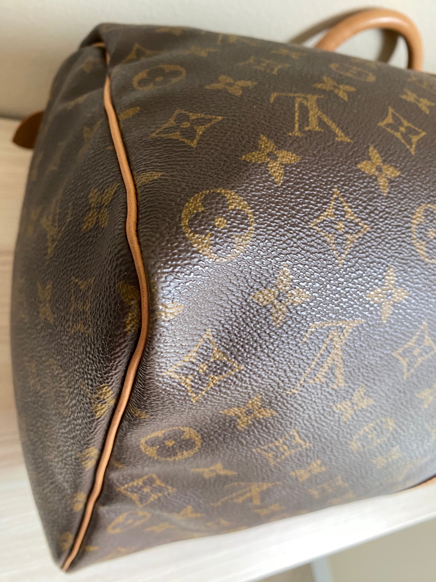 LOUIS VUITTON LV Keepall 50 Brown Monogram Duffle Travel Bag