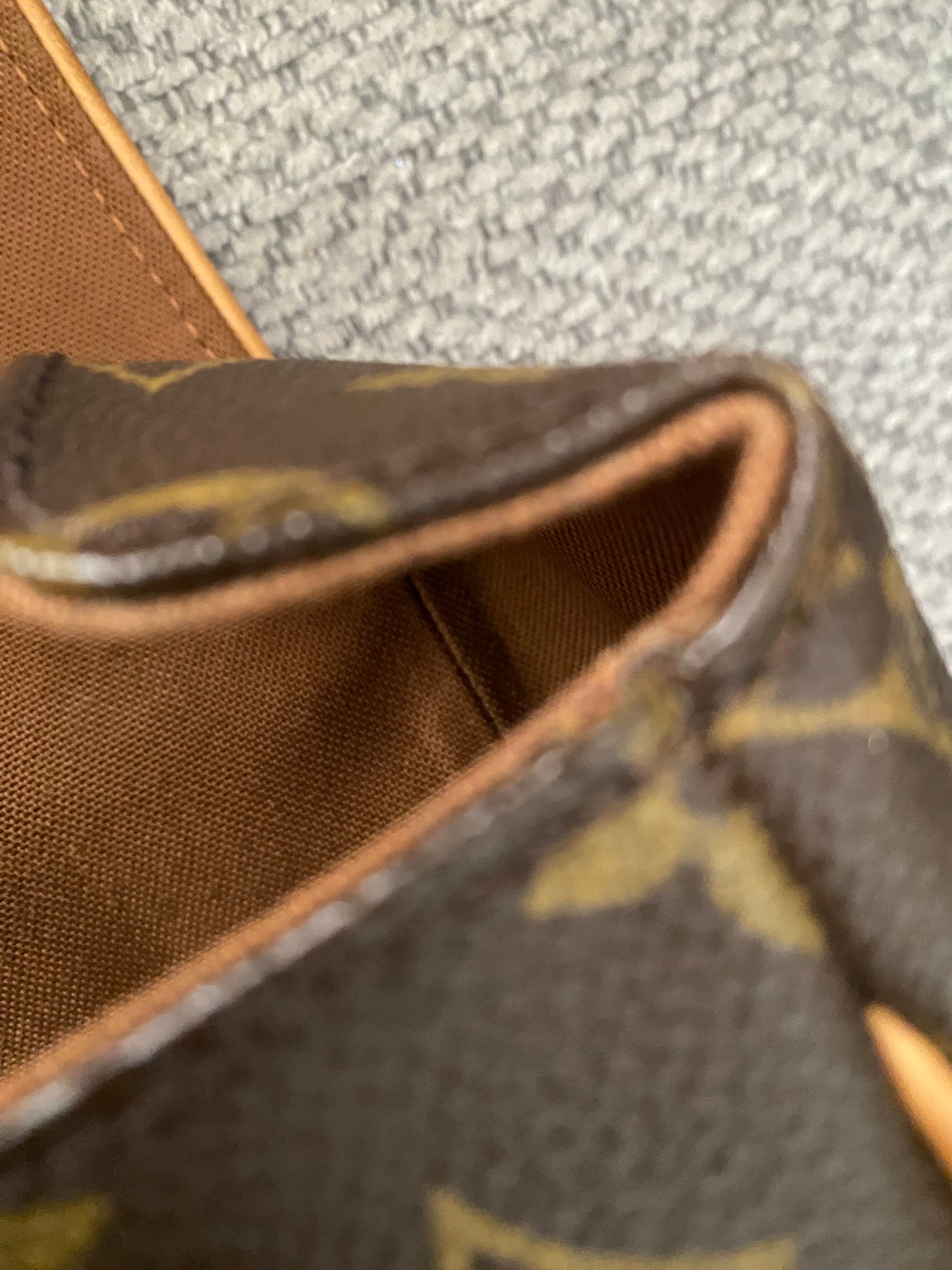Louis Vuitton Abbesses Messenger Laptop Bag Brown Monogram Canvas