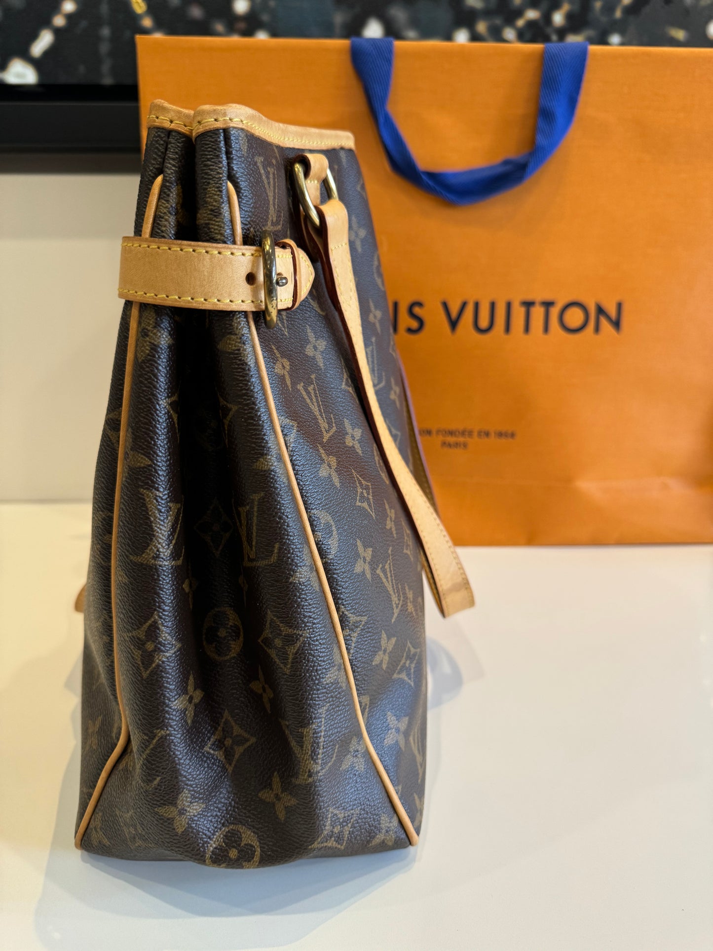 LOUIS VUITTON MONOGRAM BATIGNOLLES VERTICAL HAND TOTE BAG