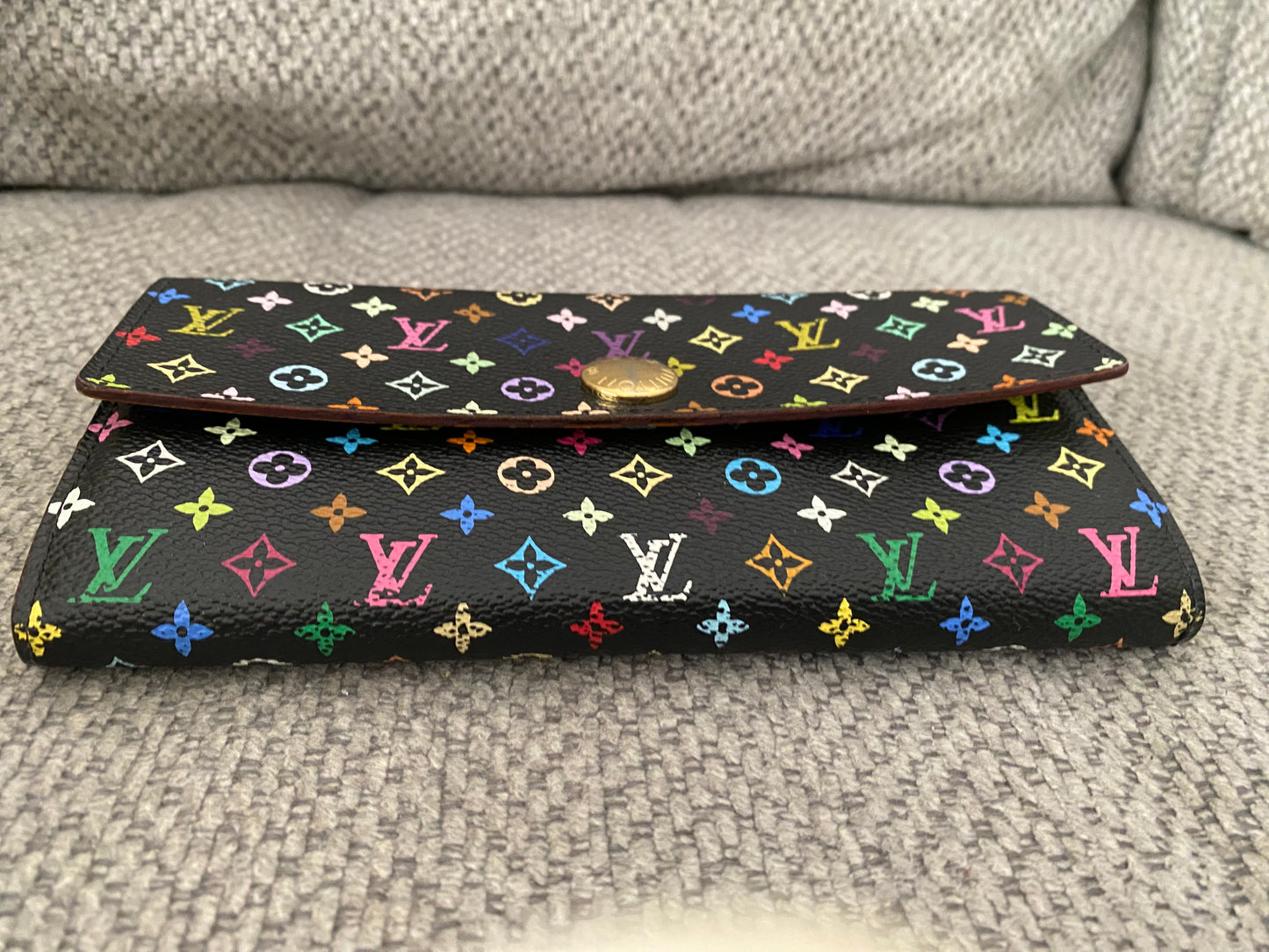 LOUIS VUITTON Monogram Multicolore Portefeuille Sarah Wallet Pistach