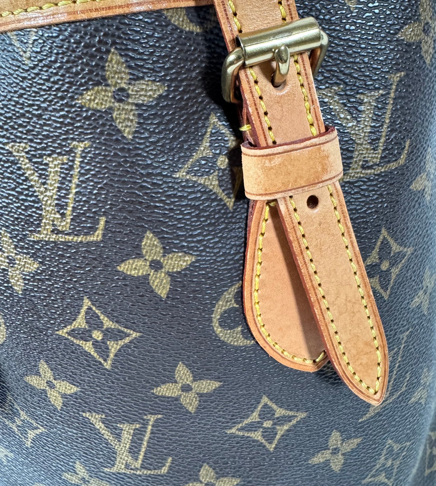 Louis Vuitton LV Monogram Canvas Bucket PM Handbag Tote Bag Purse - VERY GOOD
