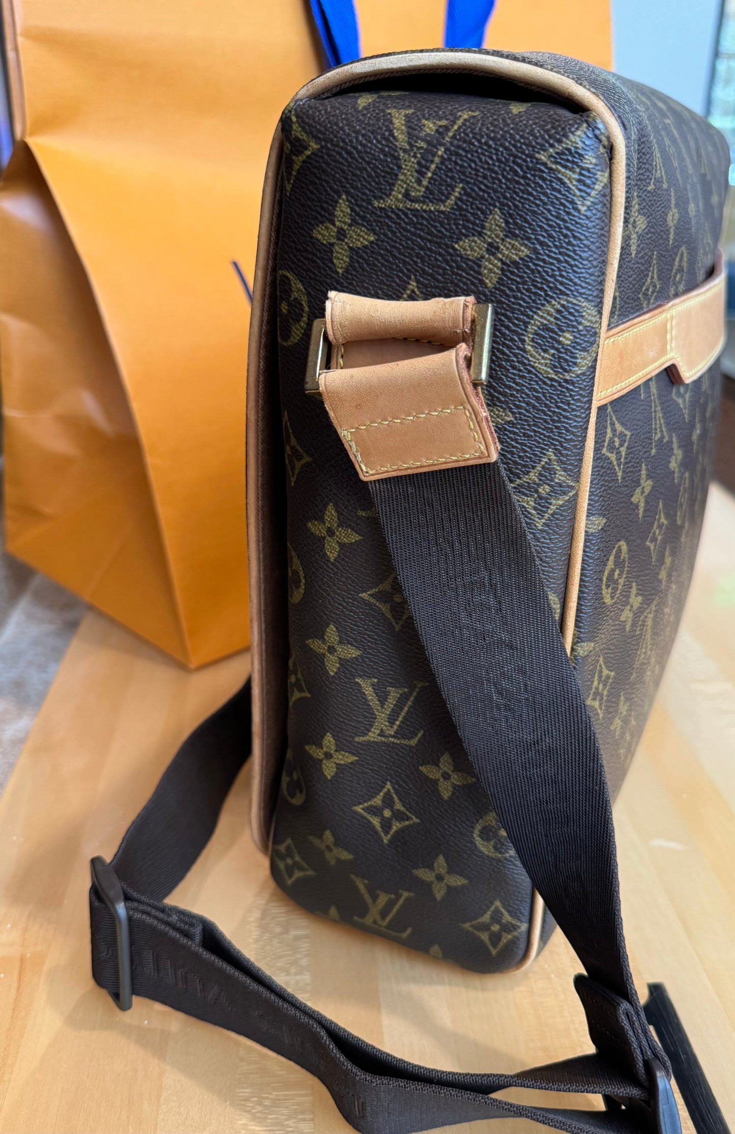Louis Vuitton Abbesses Messenger Crossbody Laptop Bag Brown Monogram