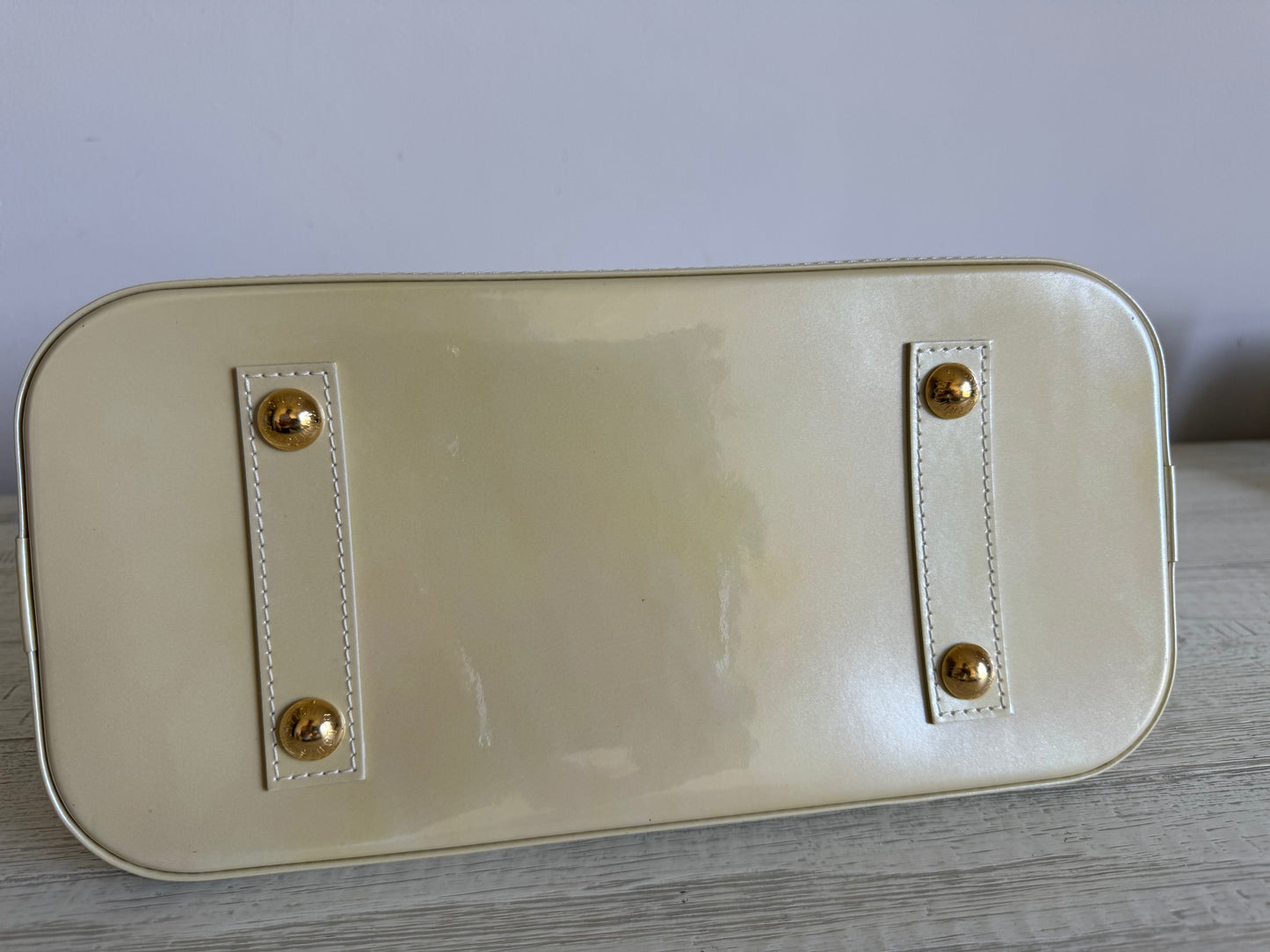 Louis Vuitton Alma Tote PM Cream Vernis Leather Monogram