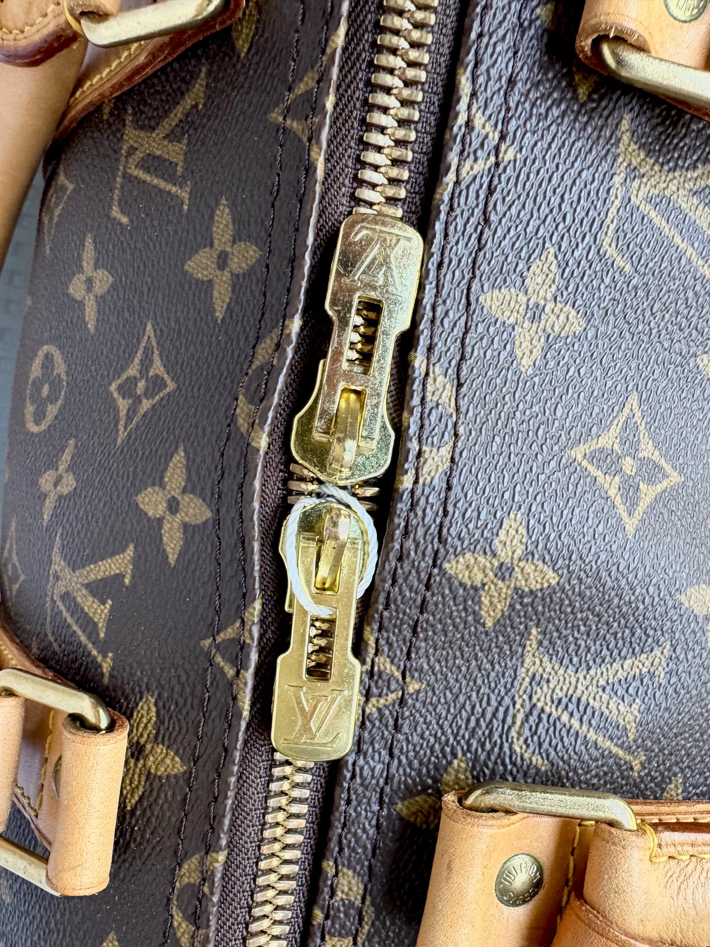 Louis Vuitton Keepall 50 Boston Duffle Travel Carry-On Bag Brown Monogram Canvas
