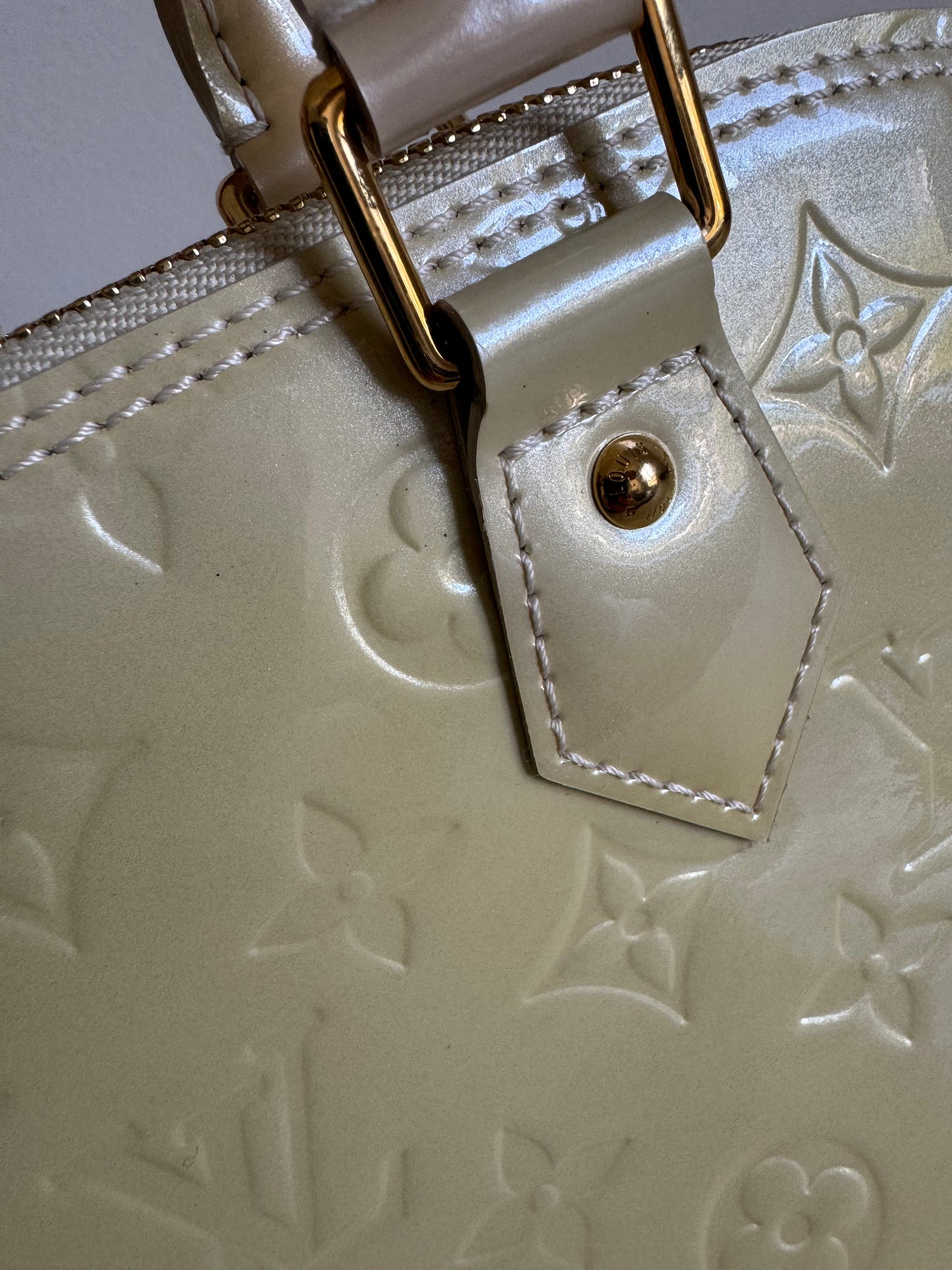 Louis Vuitton Alma Tote PM Cream Vernis Leather Monogram