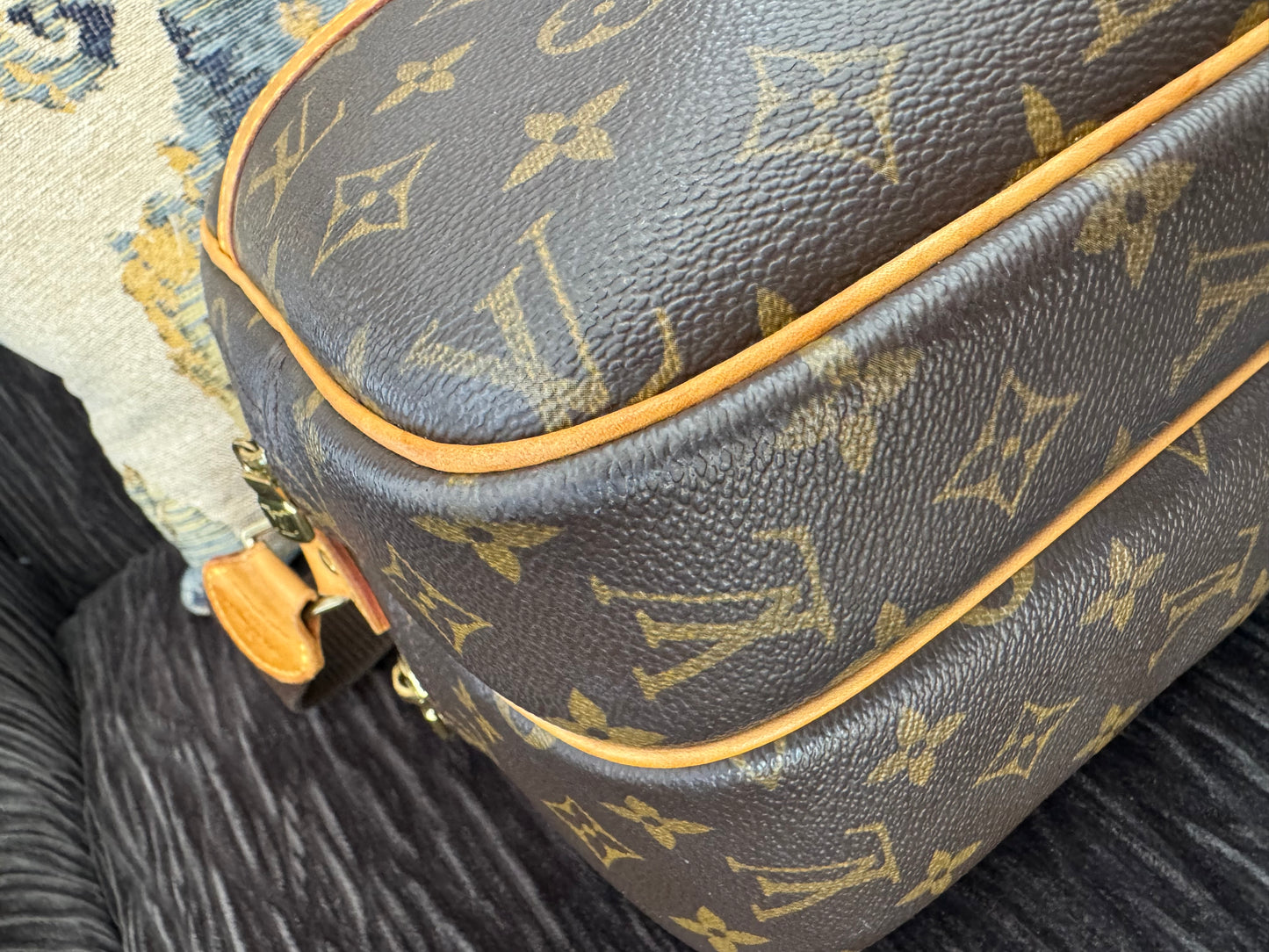 Louis Vuitton LV Crossbody bag Reporter PM Brown Monogram