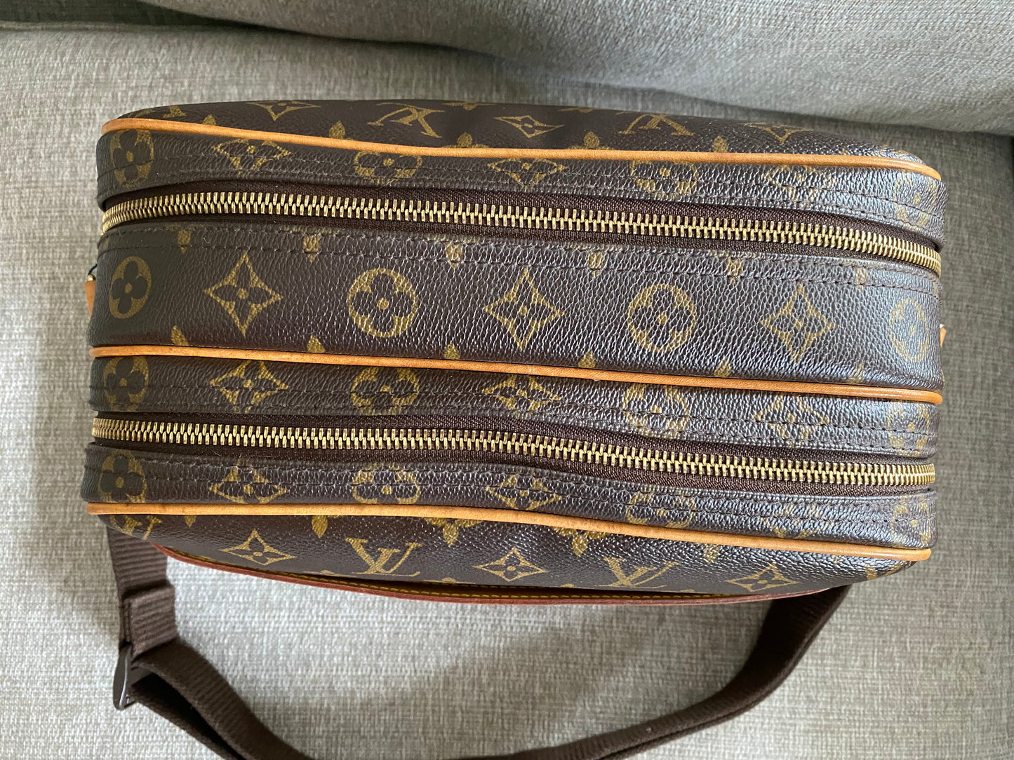 Louis Vuitton Reporter PM Crossbody Messenger Bag Brown Monogram
