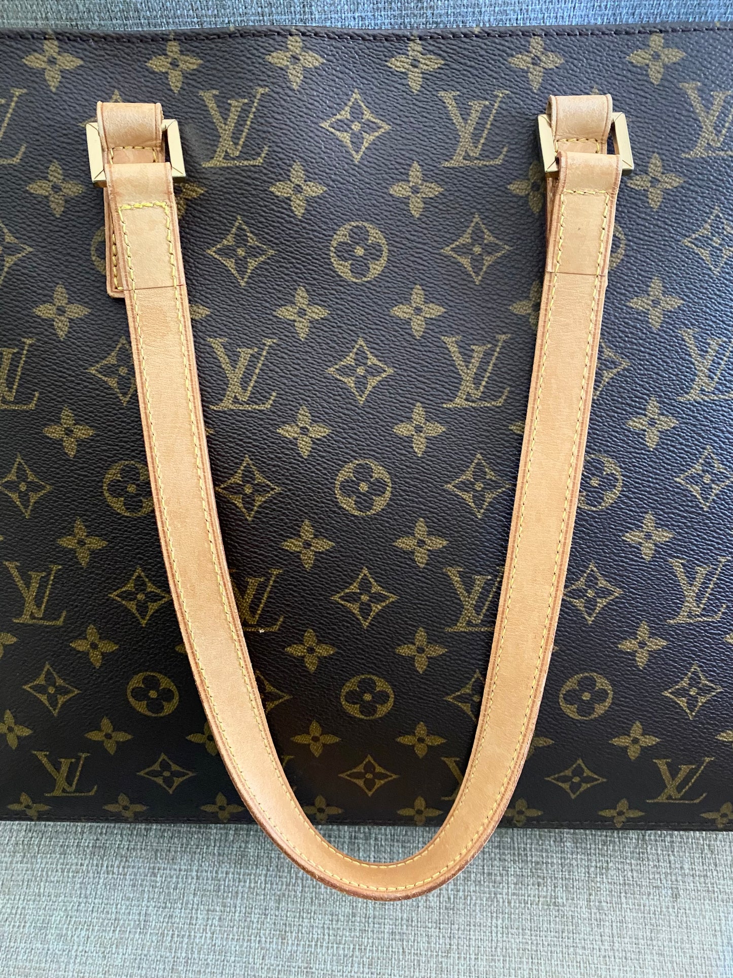 Louis Vuitton Luco Tote Monogram Canvas
