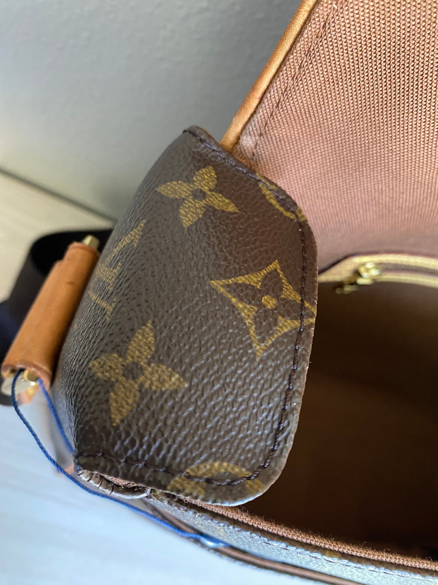Louis Vuitton Abbesses Messenger Laptop Bag Brown Monogram Canvas