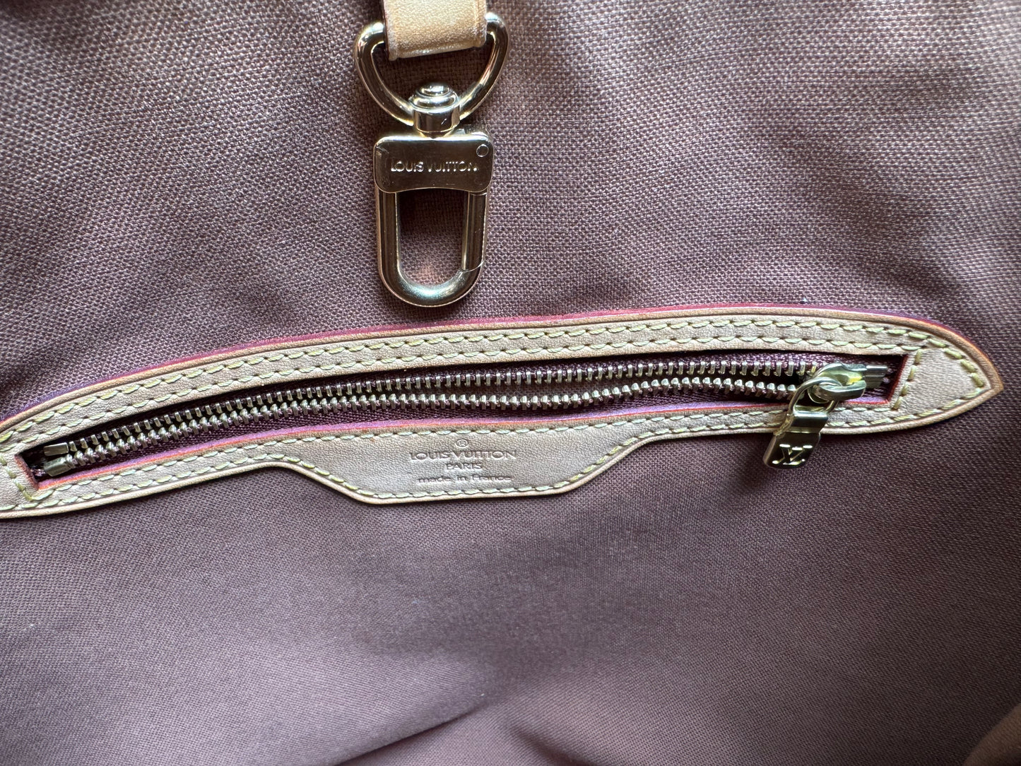 LOUIS VUITTON MONOGRAM BATIGNOLLES VERTICAL HAND TOTE BAG