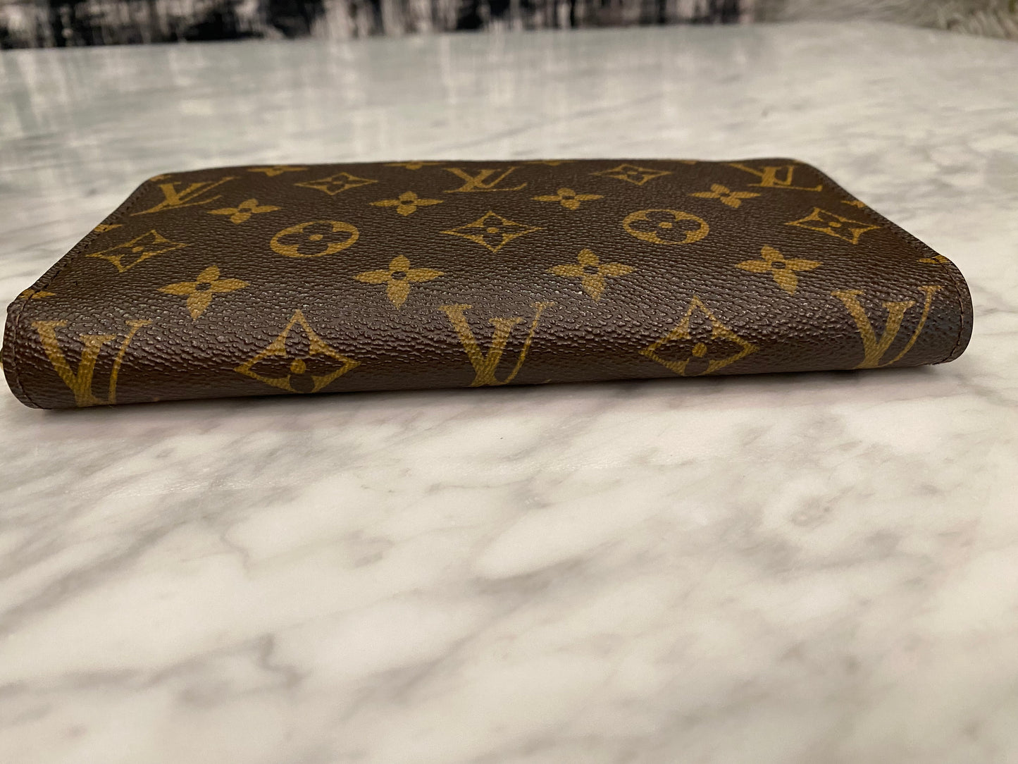 Louis Vuitton Monogram Zippy Wallet Round Purse