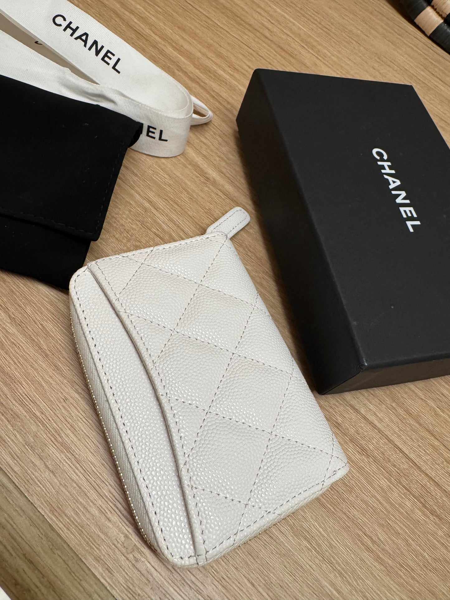 Chanel Zipped Coin Purse Casino White Caviar Limited Edition NEW