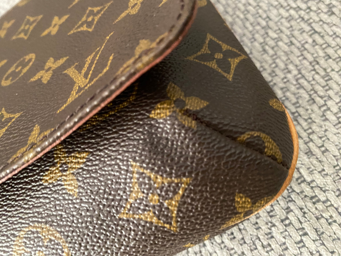 Louis Vuitton Musette Tango Short Shoulder Bag Adjustable Strap Brown Monogram