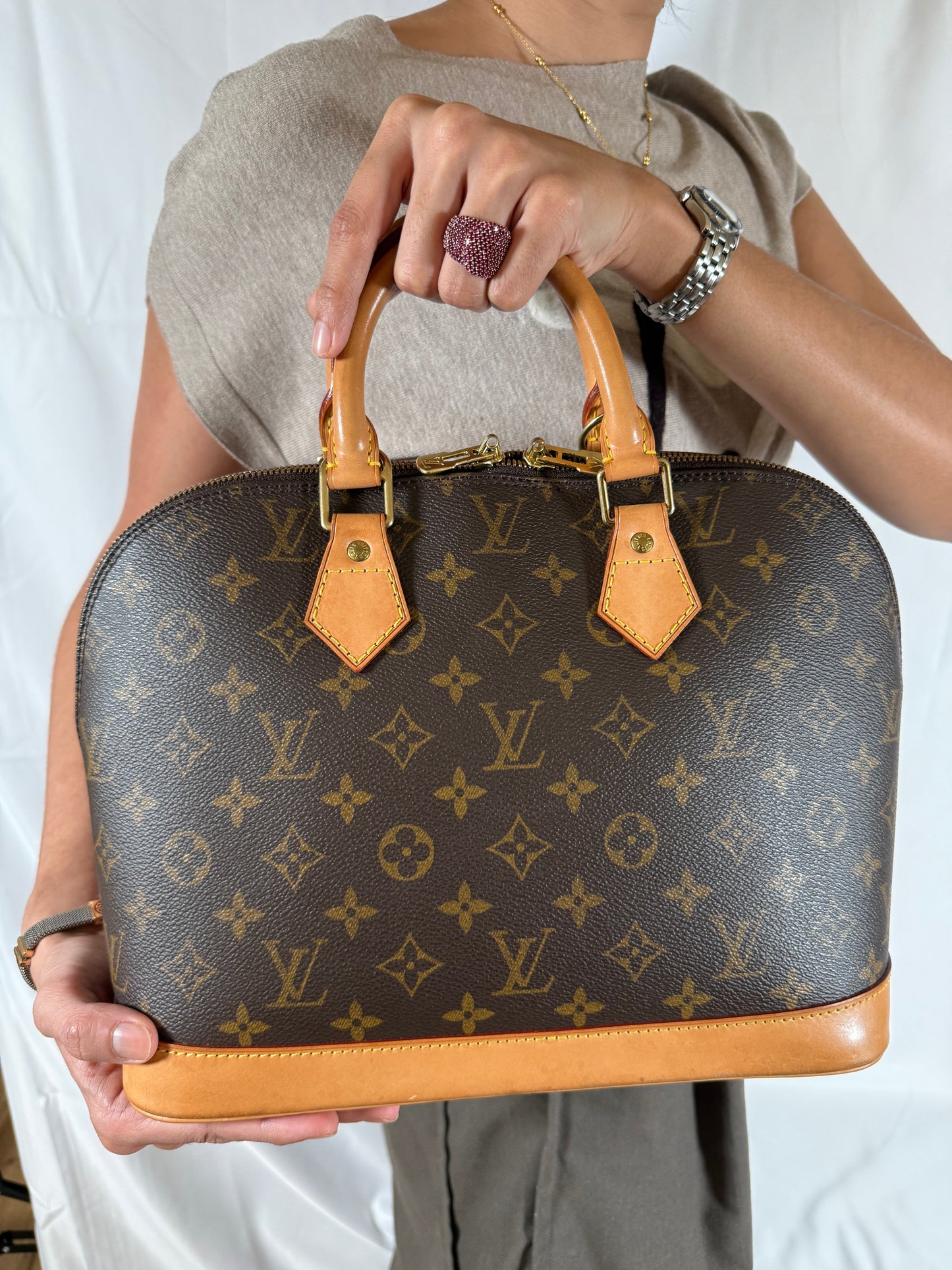 Louis Vuitton Alma Hand Bag PM Brown Monogram Canvas
