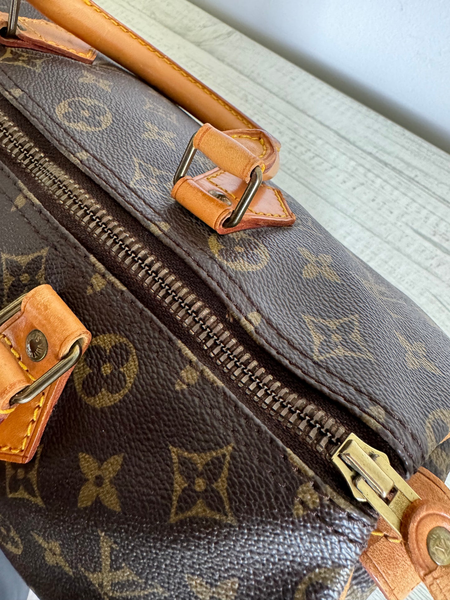 Louis Vuitton Vintage Speedy 30