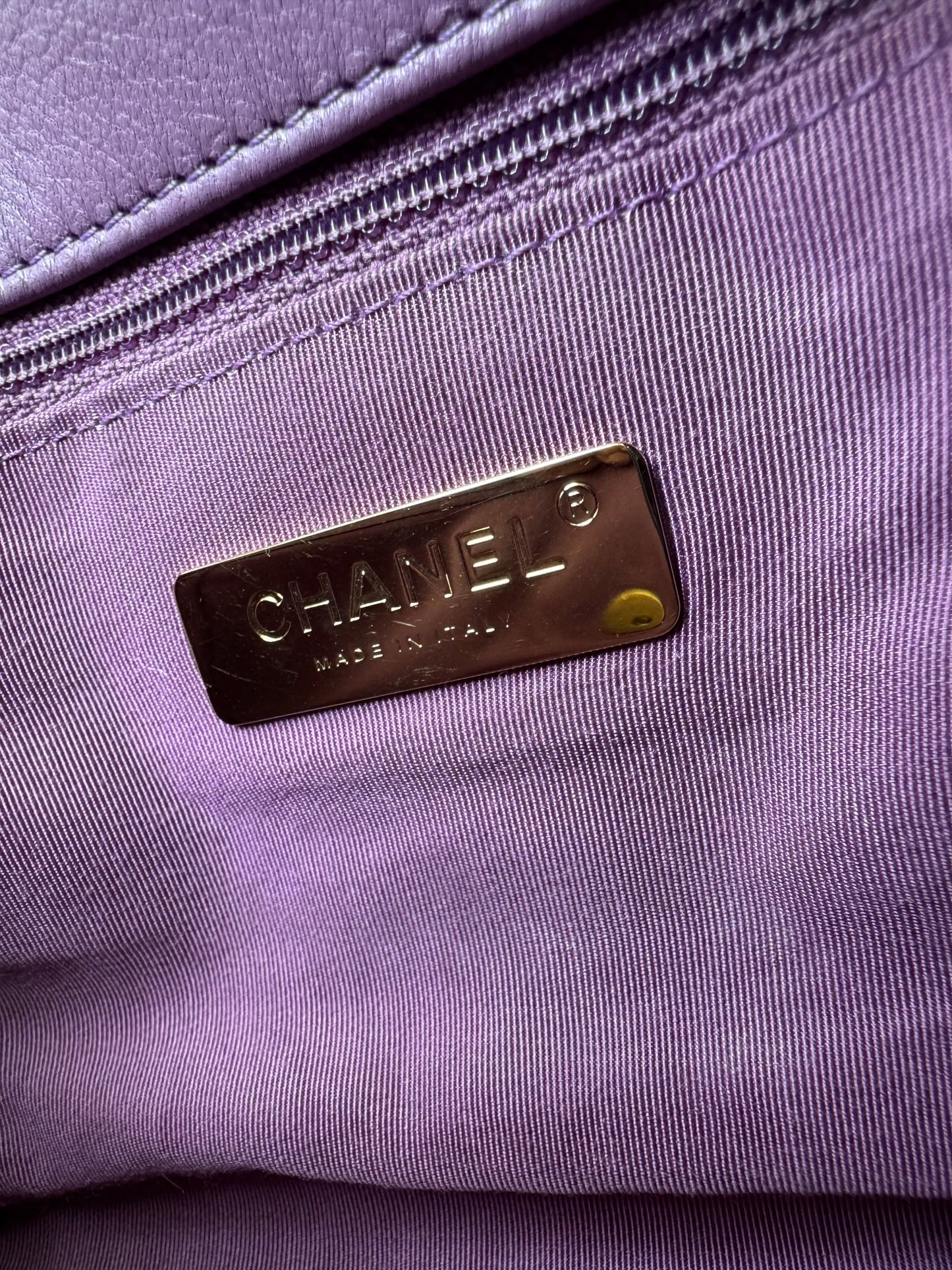 Chanel 19 20B Lavender Mauve Medium Flap Bag 26cm Quilted Lambskin Ruthenium